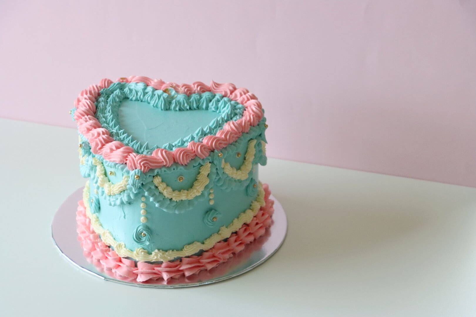 vinatge cake